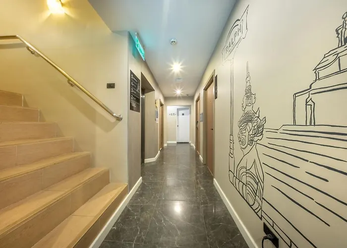 Ralph Poshtel Pratunam 호텔 3*
